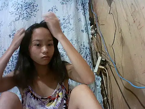 Snapshot of Asianpinay_Skinny1818 chatting on 03.22.26 Asianpinay Skinny1818 online show from 03.22.26