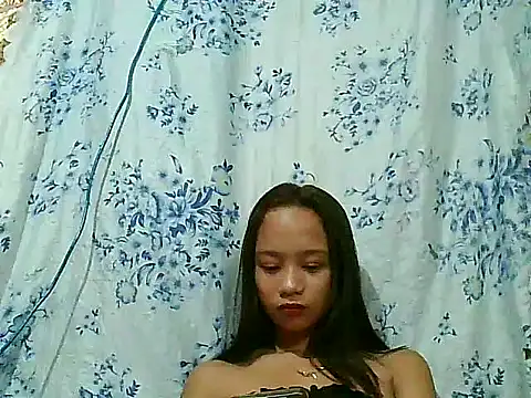 Snapshot of Asianpinay_Skinny1818 chatting on 04.03.26 Asianpinay Skinny1818 online show from 04.03.26