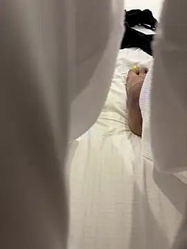 vinoli 01 online show from 02.24.26