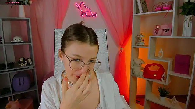 ElliFrankenweenie online show from 03.04.26