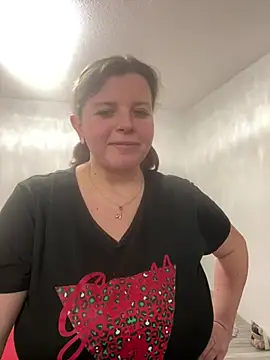 Laura-Loveyou online show from 02.20.26