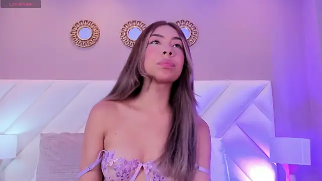 Snapshot of ValeryGomezz chatting on 05.25.26 ValeryGomezz online show from 05.25.26