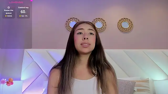 Snapshot of ValeryGomezz chatting on 05.31.26 ValeryGomezz online show from 05.31.26