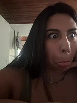 Snapshot of MxxxA chatting on 02.10.26 MxxxA online show from 02.10.26