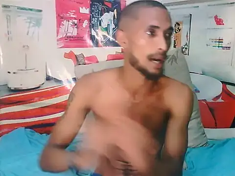 Snapshot of EroticPoison69 chatting on 03.16.26 EroticPoison69 online show from 03.16.26