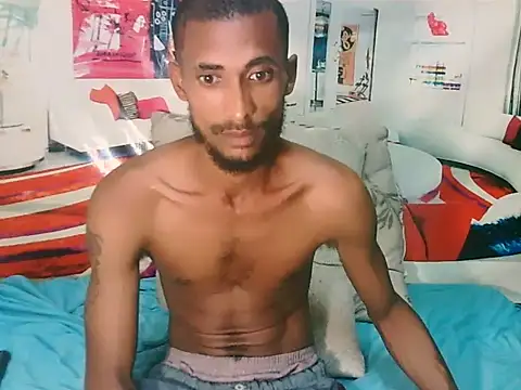 Snapshot of EroticPoison69 chatting on 03.20.26 EroticPoison69 online show from 03.20.26