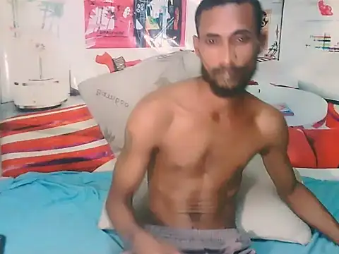 Snapshot of EroticPoison69 chatting on 03.31.26 EroticPoison69 online show from 03.31.26