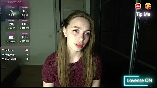  julia wonderful  online show from 04.02.26