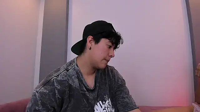Gaia n Nix online show from 05.13.26
