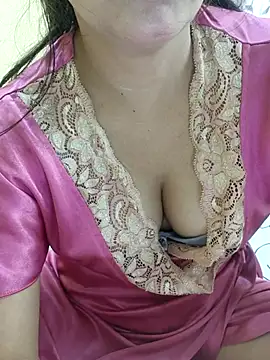 Snapshot of Queen_india1 chatting on 02.21.26 Queen india1 online show from 02.21.26