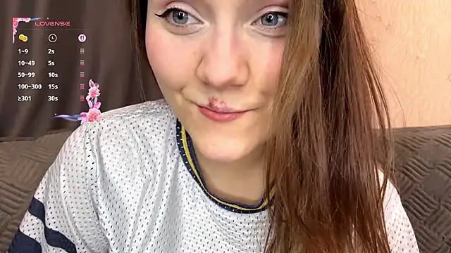 Snapshot of BunnyFleur chatting on 02.26.26 BunnyFleur online show from 02.26.26