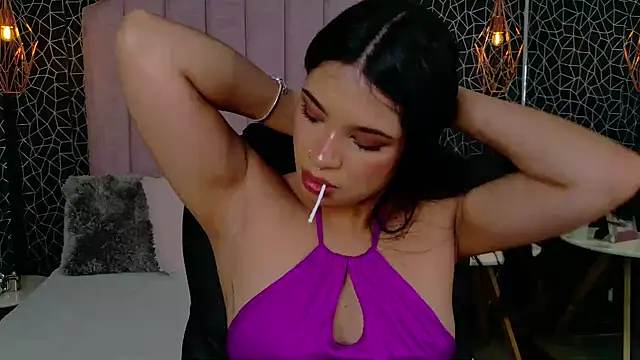 Hana Stone online show from 03.06.26