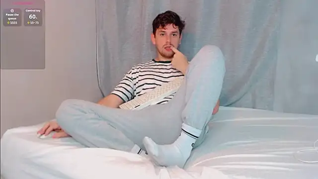 Snapshot of Luc_7 chatting on 03.05.26 Luc 7 online show from 03.05.26