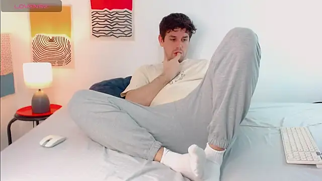 Snapshot of Luc_7 chatting on 03.26.26 Luc 7 online show from 03.26.26