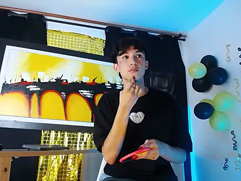 Snapshot of jullian_ricci chatting on 03.14.26 jullian ricci online show from 03.14.26