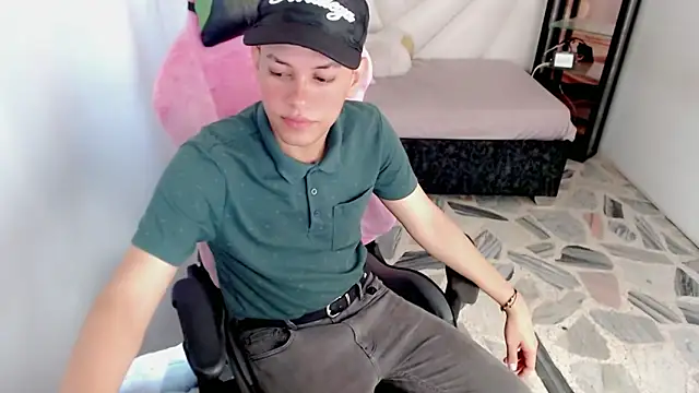 Top and bottom online show from 05.04.26
