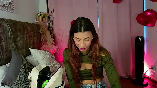 MelanyStone  online show from 02.18.26