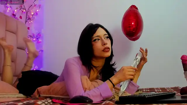 emma cg online show from 03.06.26