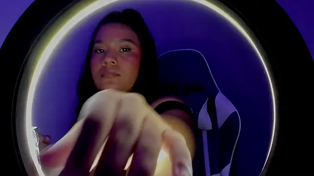 ZoeParcker online show from 02.17.26