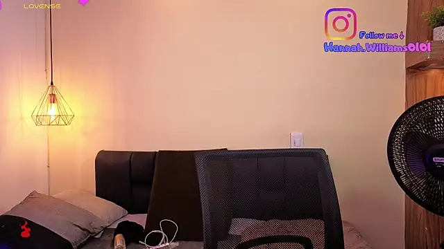 Hanna Williams   online show from 03.09.26