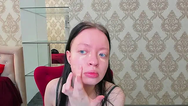 Snapshot of casey_blush chatting on 04.02.26 casey blush online show from 04.02.26