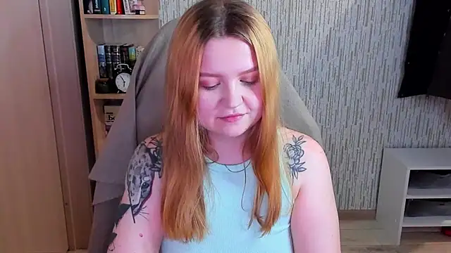 Snapshot of AnitaXVine chatting on 02.11.26 AnitaXVine online show from 02.11.26