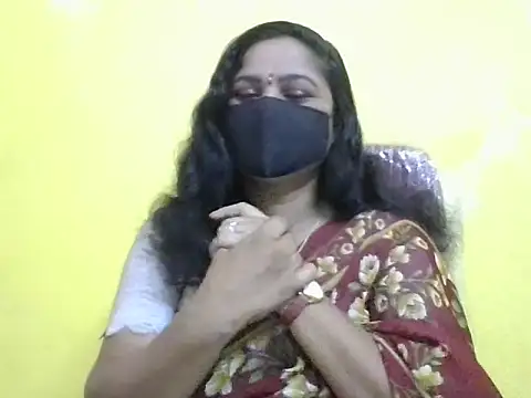 anu-reddyy online show from 04.25.26
