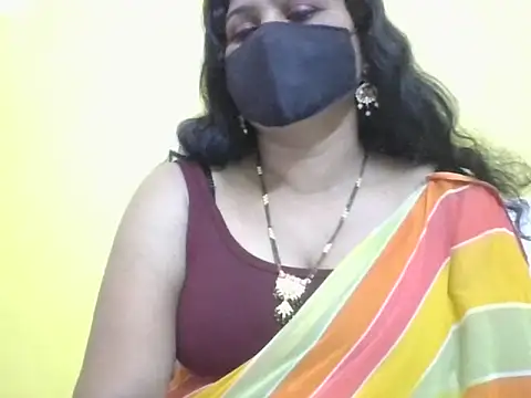 anu-reddyy online show from 04.27.26