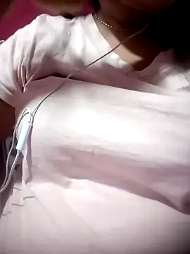 Snapshot of Mnra43 chatting on 02.16.26 Mnra43 online show from 02.16.26