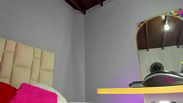 Snapshot of Zaphiro__Sky chatting on 02.16.26 Zaphiro Sky online show from 02.16.26