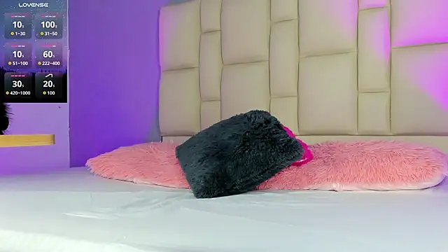 Snapshot of Zaphiro__Sky chatting on 03.04.26 Zaphiro Sky online show from 03.04.26