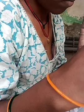 Desi Couple P online show from 05.14.26