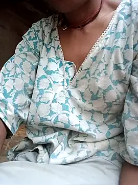 Desi Couple P online show from 05.15.26