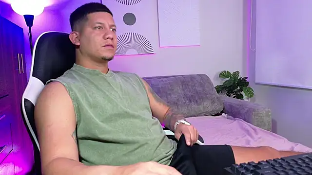  robertobaggioo online show from 05.10.26