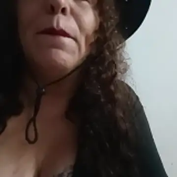 Snapshot of latina773 chatting on 02.17.26 latina773 online show from 02.17.26