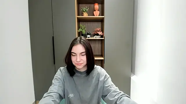 Snapshot of FelicaCarignan chatting on 02.12.26 FelicaCarignan online show from 02.12.26