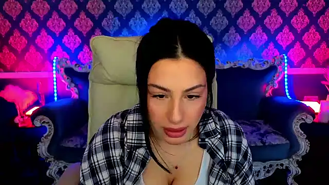 Snapshot of Twix_Ten chatting on 03.11.26 Twix Ten online show from 03.11.26