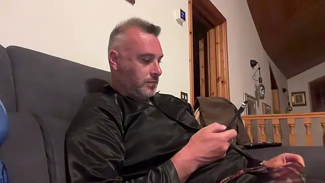 Snapshot of marcovik1 chatting on 04.28.26 marcovik1 online show from 04.28.26