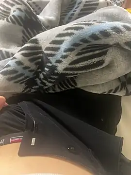 Snapshot of ChimLungLigg chatting on 02.11.26 ChimLungLigg online show from 02.11.26