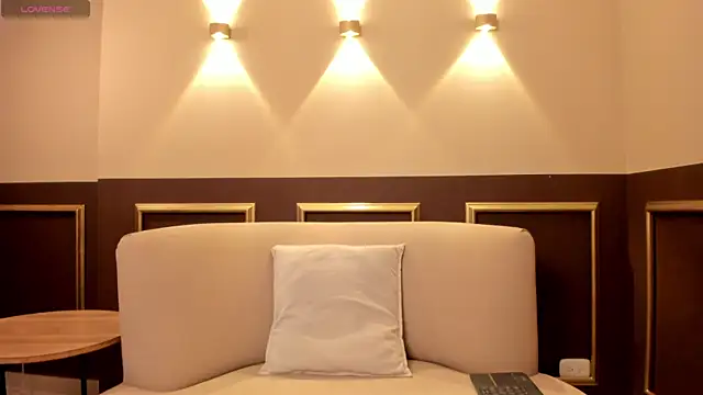 ZiaCarter  online show from 02.17.26