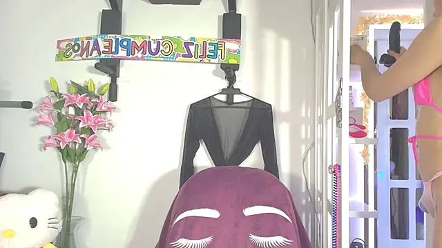 Snapshot of Yiyii chatting on 04.09.26 Yiyii online show from 04.09.26