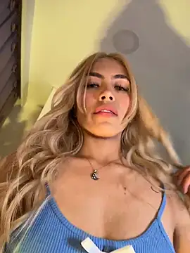 Snapshot of soffia_7 chatting on 04.05.26 soffia 7 online show from 04.05.26