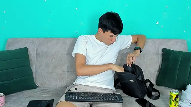 NicolasTorrez online show from 03.04.26