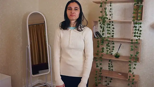 Snapshot of AndraScaff chatting on 02.15.26 AndraScaff online show from 02.15.26