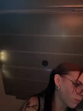 Milli-Kiss online show from 03.05.26