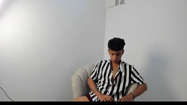 alexx cum18 online show from 06.17.26