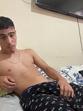 Snapshot of Gabrielzz00 chatting on 02.12.26 Gabrielzz00 online show from 02.12.26