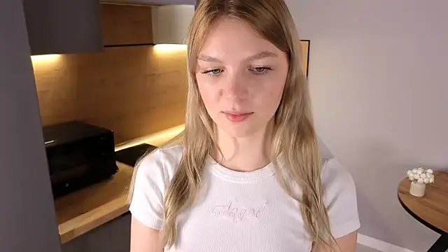 Snapshot of CynthiaaStone chatting on 03.12.26 CynthiaaStone online show from 03.12.26