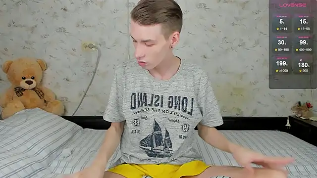 Snapshot of Erick_Wilson chatting on 03.06.26 Erick Wilson online show from 03.06.26