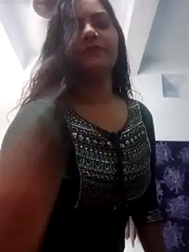 Anushka Singh0 online show from 03.19.26